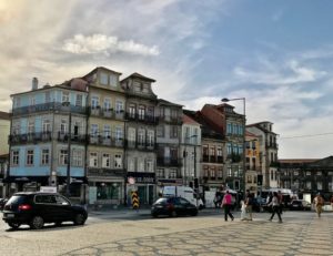 porto-portugal-shopping-square